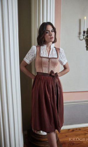 look-11-nur-Dirndl-bis-01.07.2027-verwenden-(2)_web